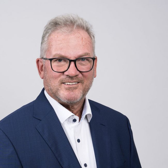 Rolf Schweizer Rolf Schweizer